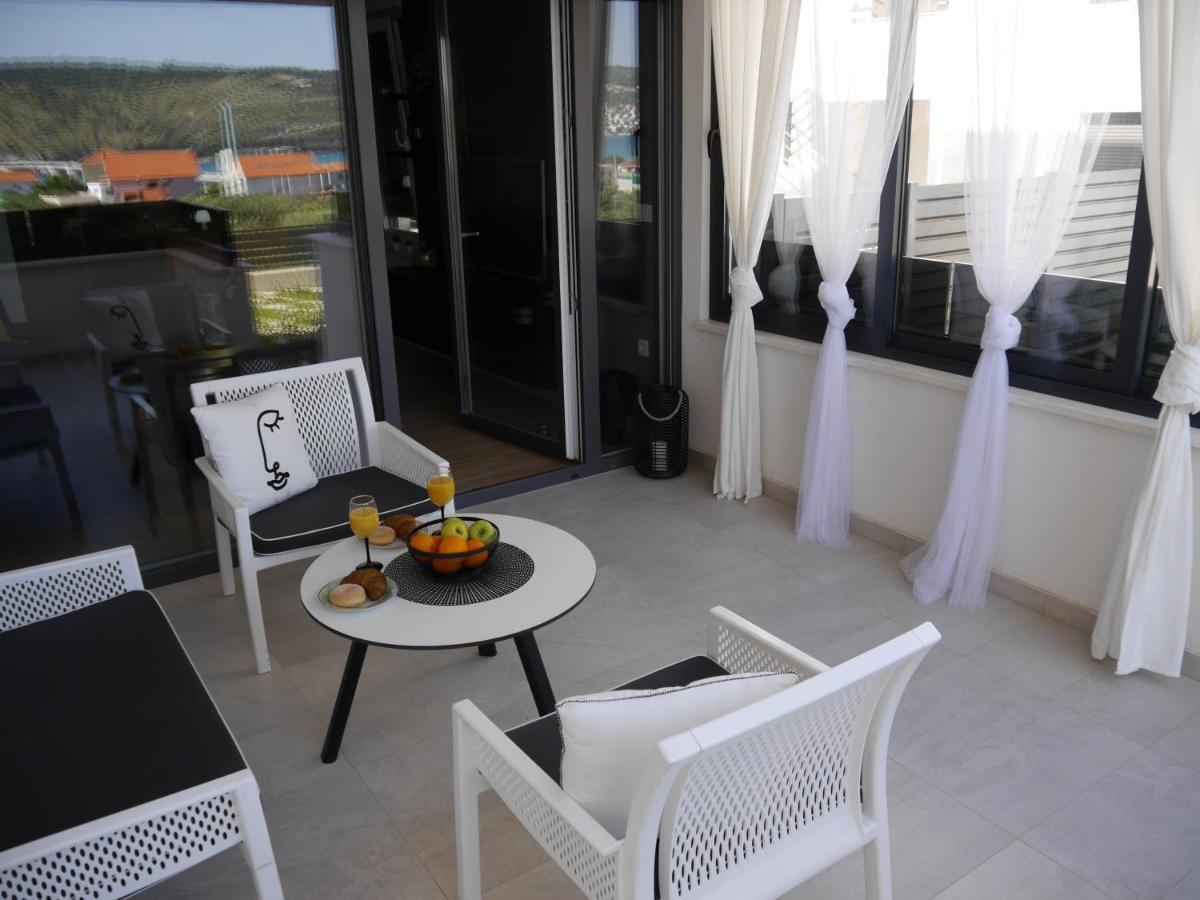 Apartment Mon ami Trogir Extérieur photo